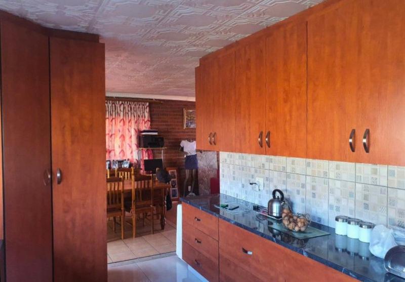 3 Bedroom Property for Sale in Heiderand Western Cape